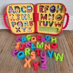 COMPLETE Sesame Street Elmo On The Go Alphabet Letters Red Carrying Case Hasbro